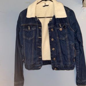 Short jean jacket